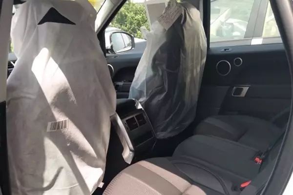 揽胜运动版2.0T柴油版，仅70.8万元，动力也不错