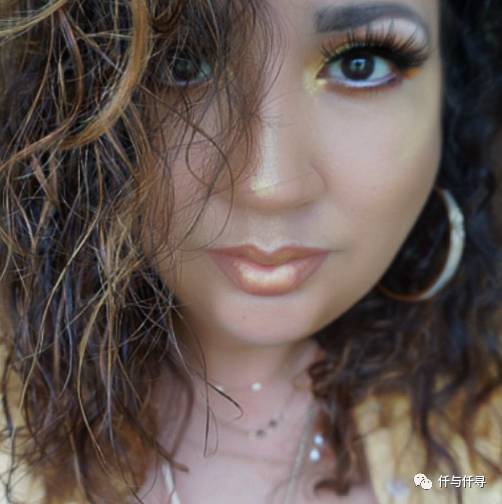 蕾哈娜彩妆品牌名字,蕾哈娜的彩妆品牌生命周期分析