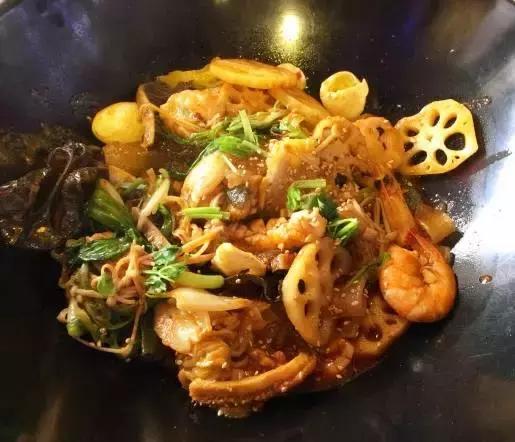 青岛麻辣香锅,火遍青岛的麻辣香锅