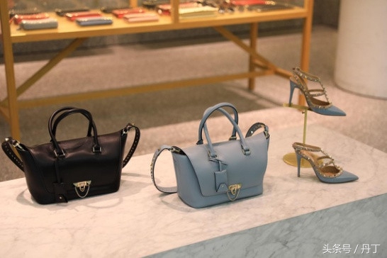 美女三亚之旅、疯狂购物、刷爆银行卡、