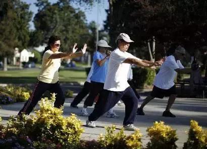 太极拳好处多多坚持锻炼远离疾病,太极拳没有养生功效