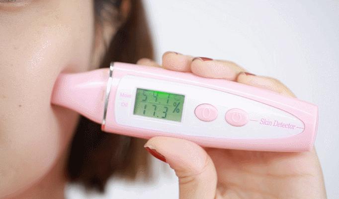 薇诺娜舒敏保湿特护cp真实测评,薇诺娜舒敏保湿修复霜适合油皮吗