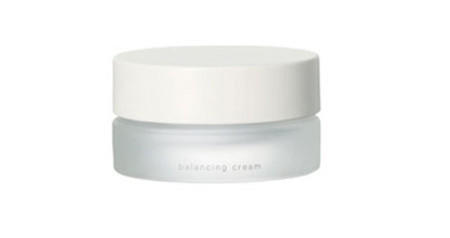 日本护肤品哪些适合我们？年度最受欢迎的护肤品在这里！