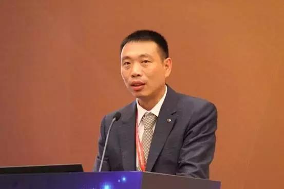 1.5吨的车百公里油耗是多少钱,自重1.5吨轿车油耗一般是多少