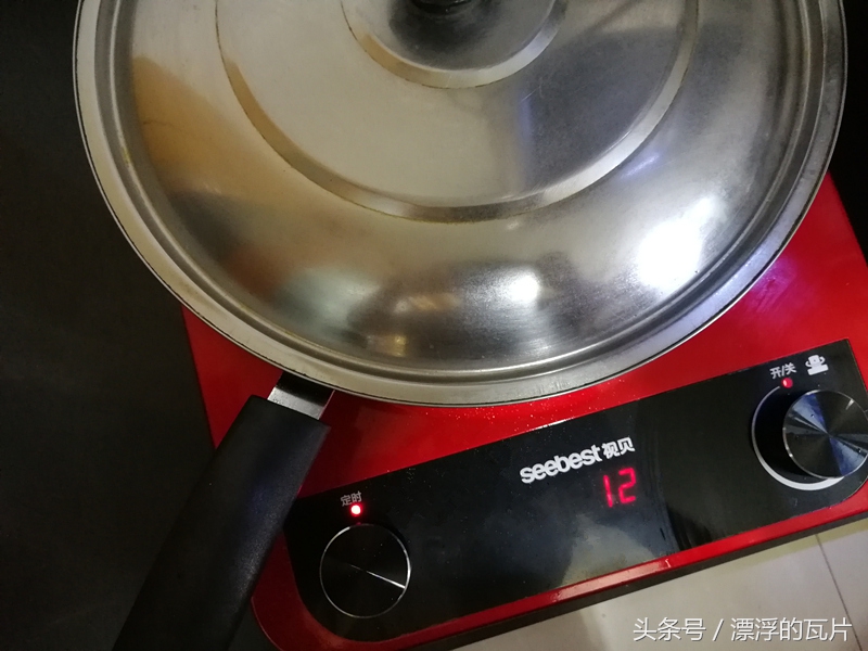 老式电磁炉用一般的锅炒菜会糊吗,电磁炉out2烧了