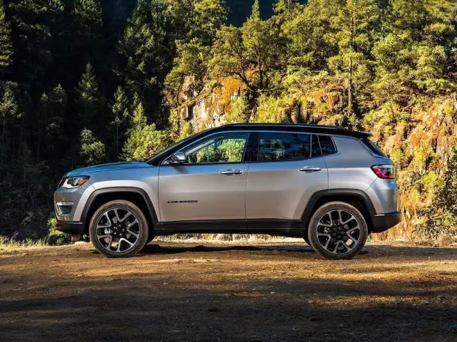 jeep指南者哪一年的值得入手,指南者顶配版值得购买吗