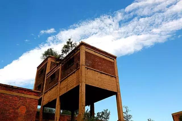 天拖板块的前世今生,天拖铁牛与迪尔有区别吗