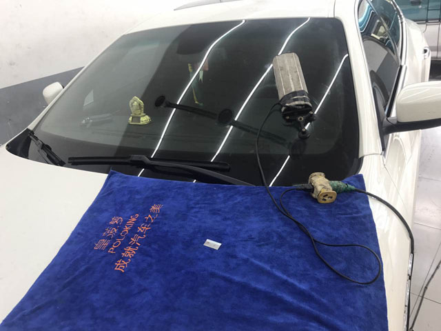 汽车挡风玻璃修复全过程,汽车挡风玻璃修复有几种方法