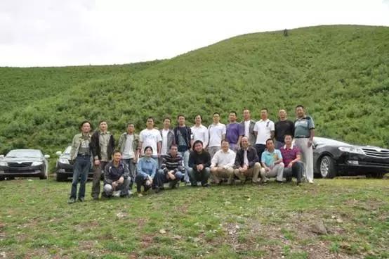 1.5吨的车百公里油耗是多少钱,自重1.5吨轿车油耗一般是多少