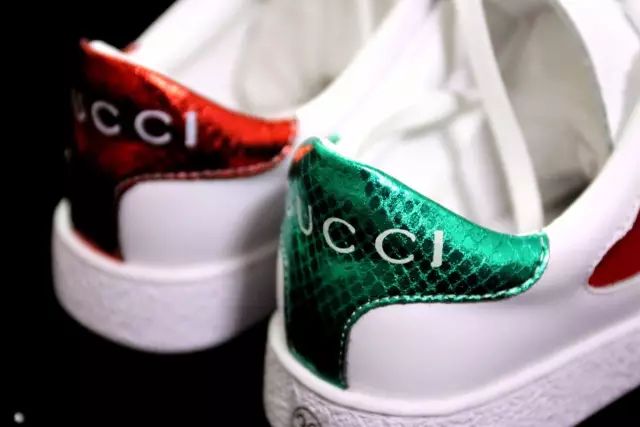 古琦印花小白鞋,古琦小白鞋同款