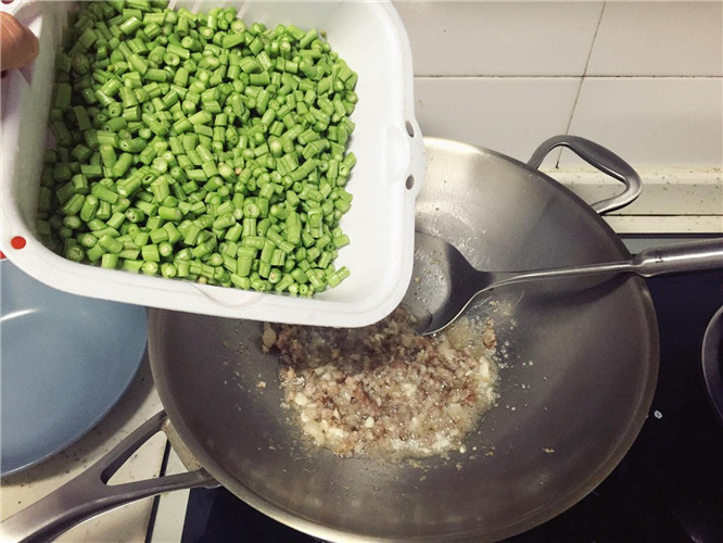 肉末酸豆角让人胃口大开的下饭菜,肉末豆角蒜薹下饭菜