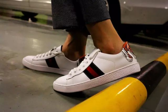 古琦印花小白鞋,古琦小白鞋同款