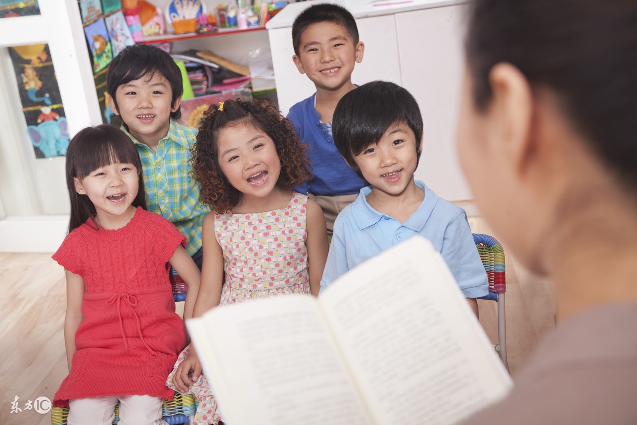 取名是件技术活儿，老师点名时发现一个孩子叫“乐乐乐”