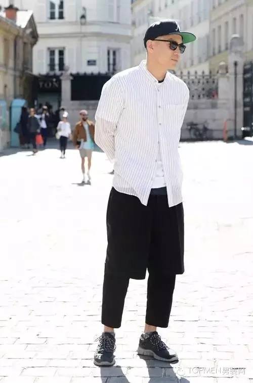 管你花枝招展，我却独爱黑白