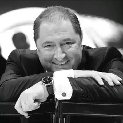 别再为智能手表互掐，听听瑞士制表大佬怎么说|回顾雅趣走过的巴塞尔