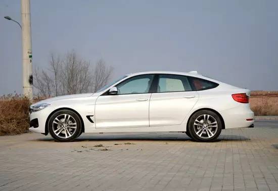 飙车一千零一夜第三夜体验运动王者宝马328i