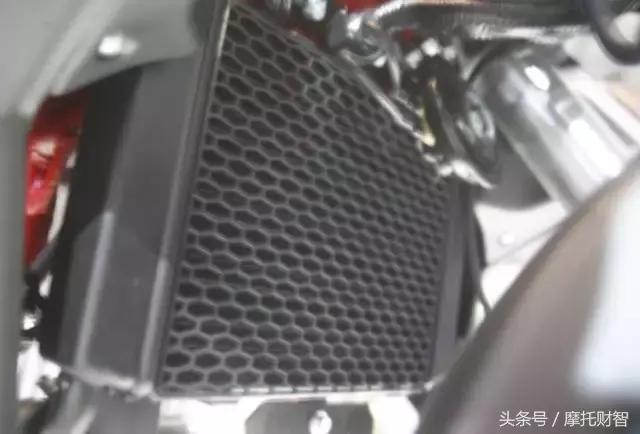 隆鑫无极300R详细配置,无极300r售价多少钱