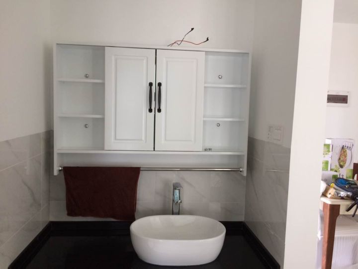 干区洗手台镜子对着房门怎么设计,干区镜子对着卧室门怎么化解