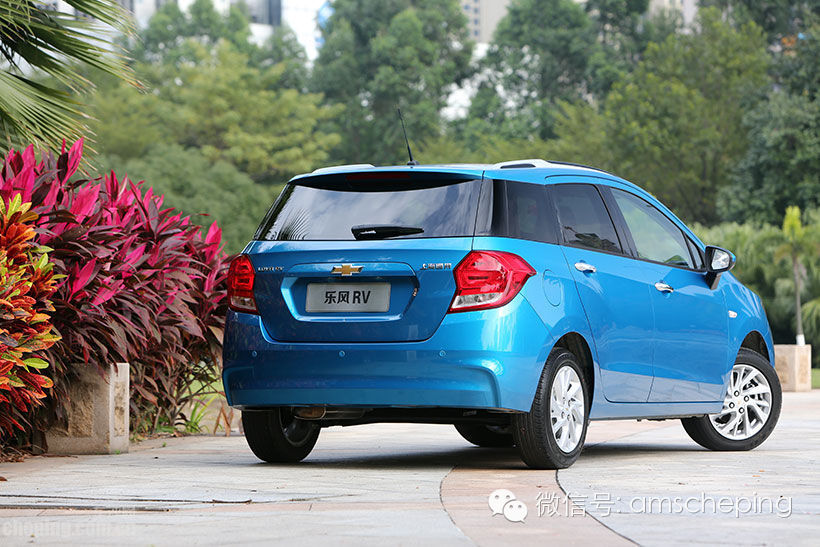 10万之内大空间的车,10万左右轿车大空间