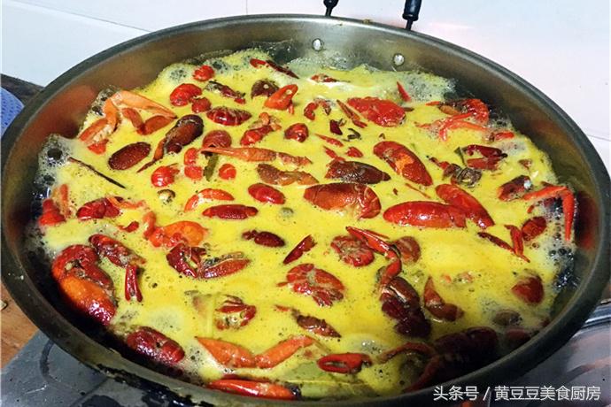 在家做油焖小龙虾真实图片,来一盆油焖小龙虾