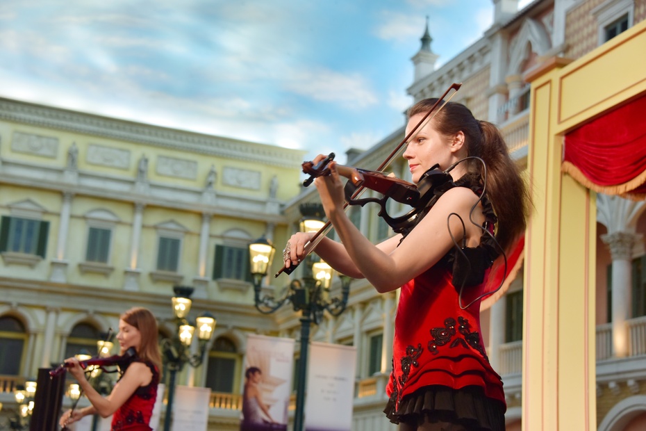 澳门威尼斯金碧辉煌吗,澳门威尼斯人金碧辉煌的大堂长廊