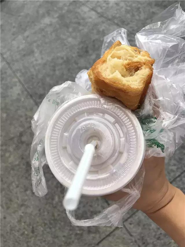 当你觉得活不下去的时候，就去菜市场吧