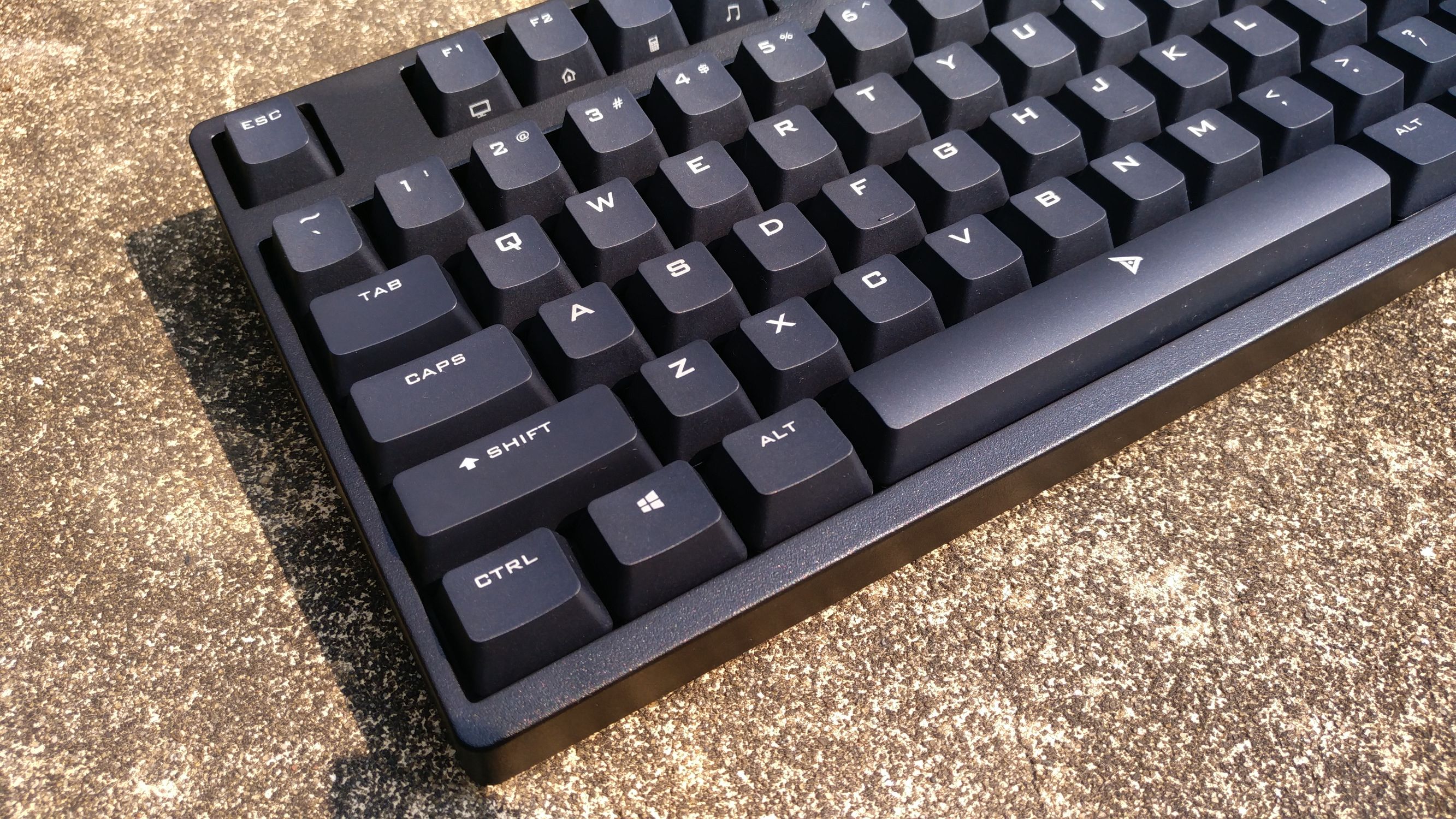 钛度tkm320x什么键盘,召唤师zk3机械键盘