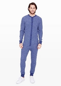 最适合年轻人买的衣服,适合年轻人的休闲服装品牌