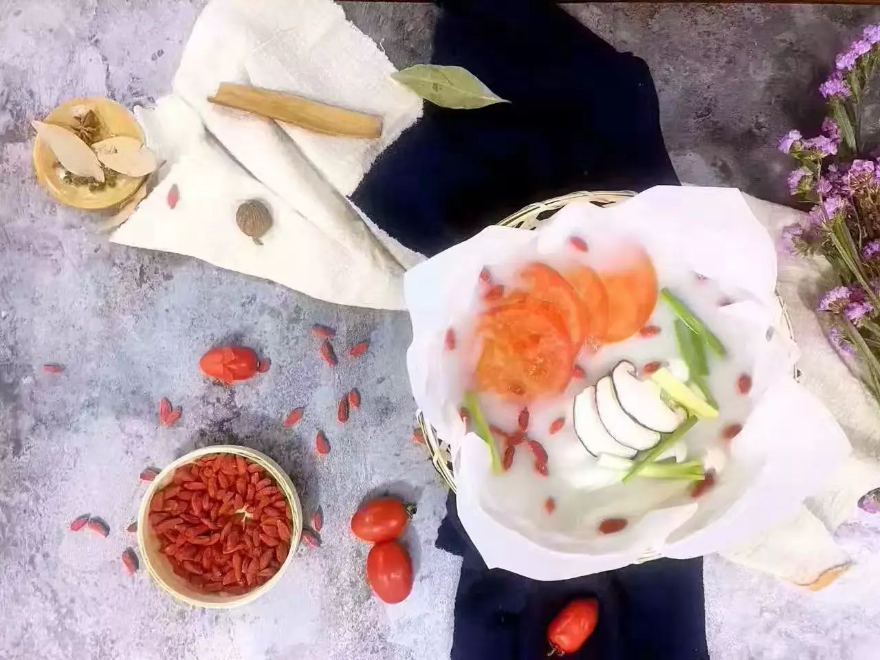 大理人挤破头只为来吃这家店的一张纸！