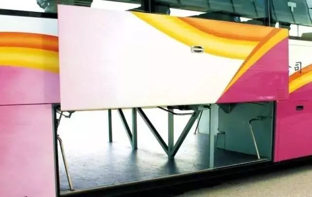 凤凰城直通香港班车,广州有直达香港的酒店吗