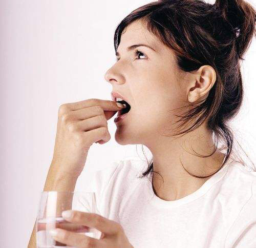 排卵期出血的反应跟来事一样吗,排卵期出血要不要看医生