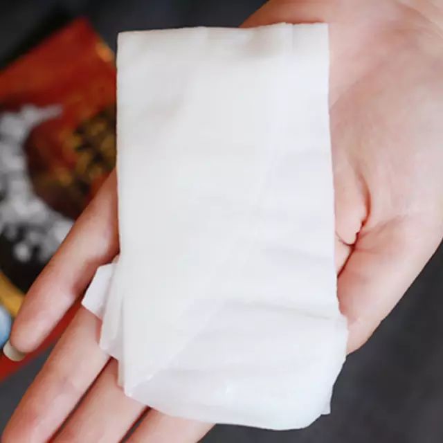 想让男神越来越爱你，范冰冰、谢娜告诉你50块的面膜敷出水嫩肌肤