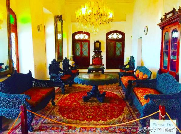 如何征战朋友圈？这个超洗眼睛的地方可落地签一周预算5K+