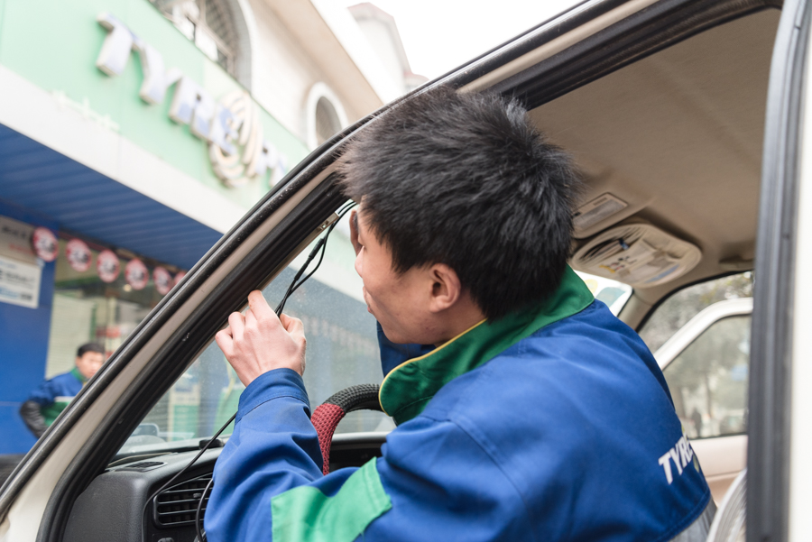碰瓷追尾都不怕导航语音样样行——卡仕特T1智能云镜简测