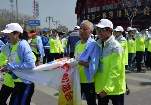 郑开马拉松2021半马50-59岁多少人,郑开马拉松志愿者教程