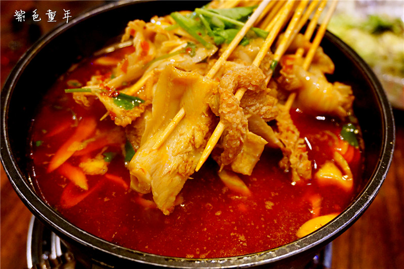 木屋烧烤pk冰城串吧,冰城串吧烤鸡肉