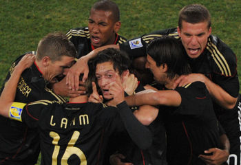 中国足球的未来是靠青训还是归化,中国足球可以归化日本人吗