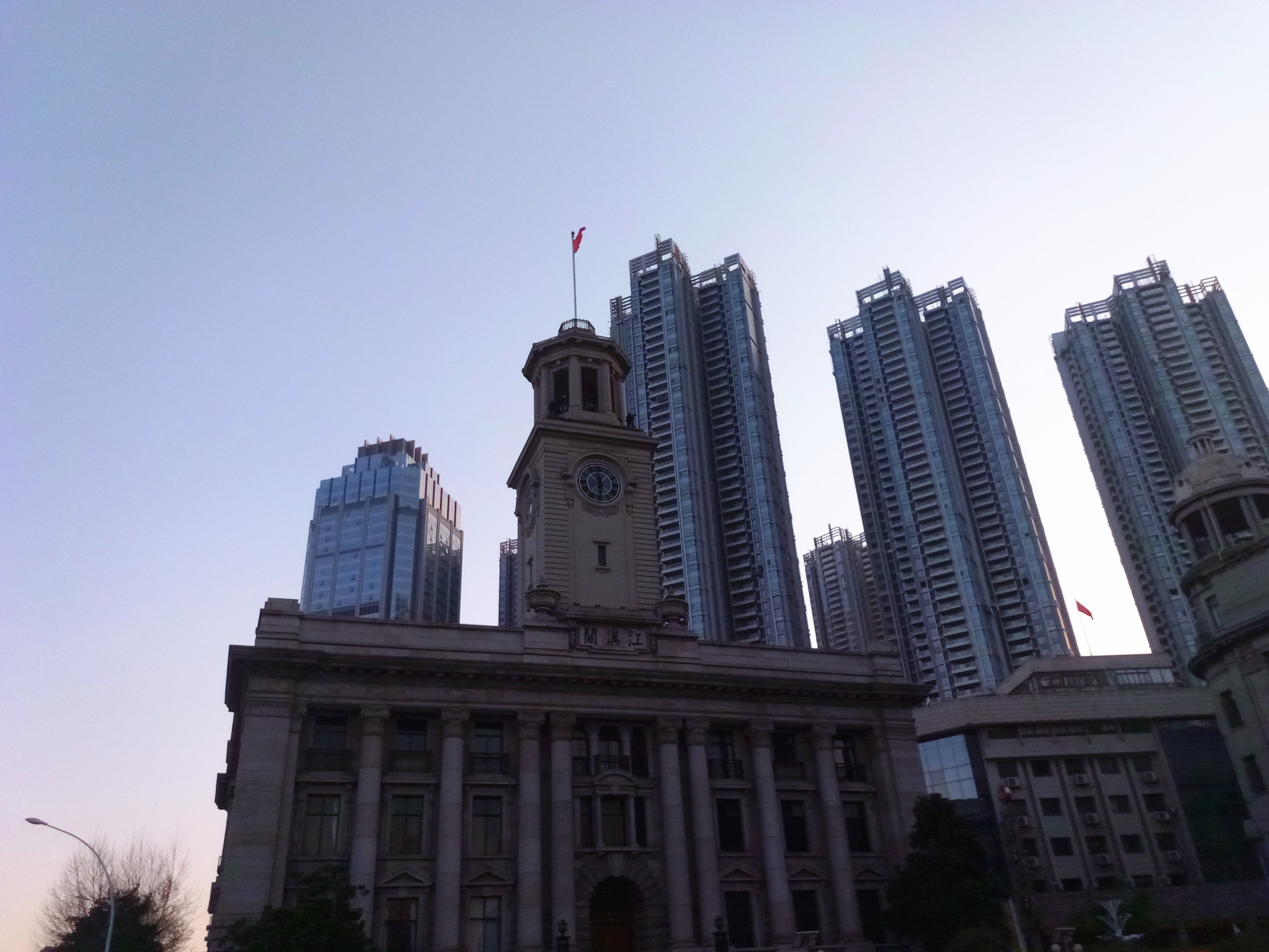 打破陈规翻转新时代：金立天鉴W909旗舰首评