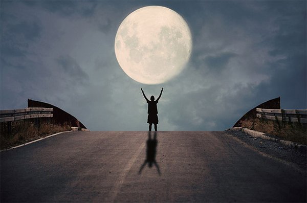 关于中秋月亮的优美诗文,中秋节夜晚的月亮真的好美