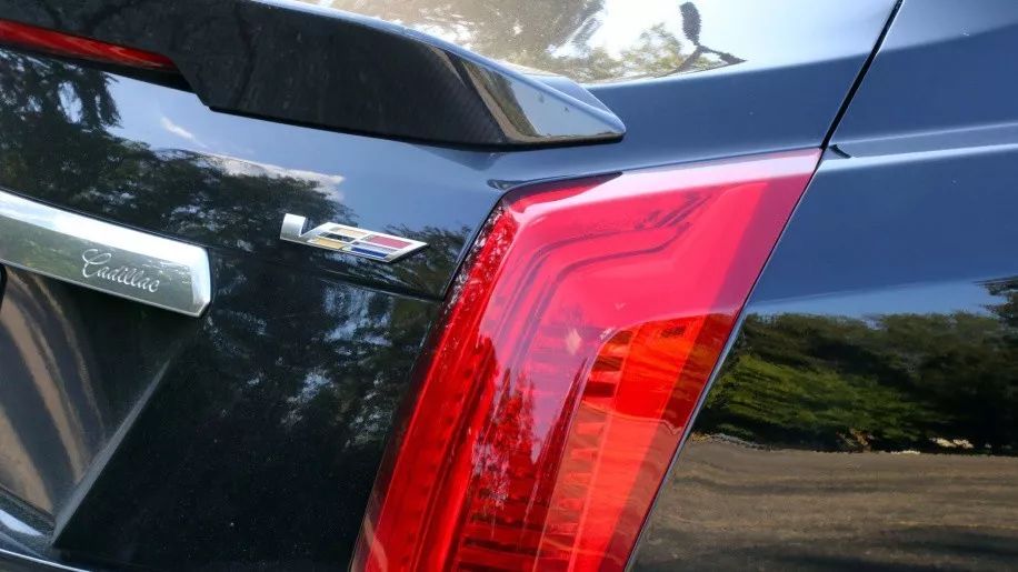 海外凯迪拉克xts-v,凯迪拉克cts-vcoupe6.2试驾