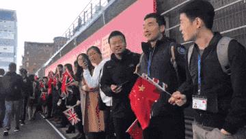 中国海军舰艇访问英国泰晤士河,中国海军震动全世界