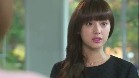 韩剧同款首饰,宋仲基片场被拍与宋慧乔同款卫衣