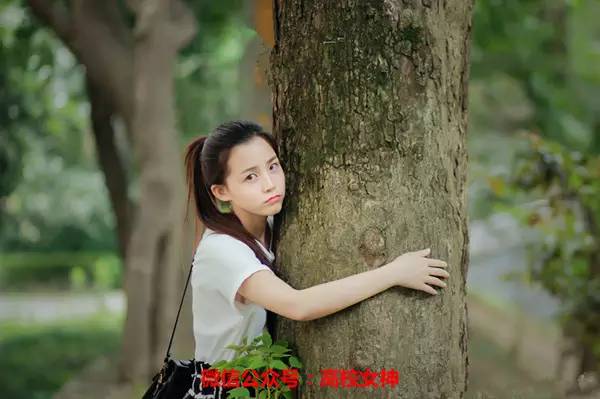 南京市十大女神，秀色可餐，章泽天能否当上市花？