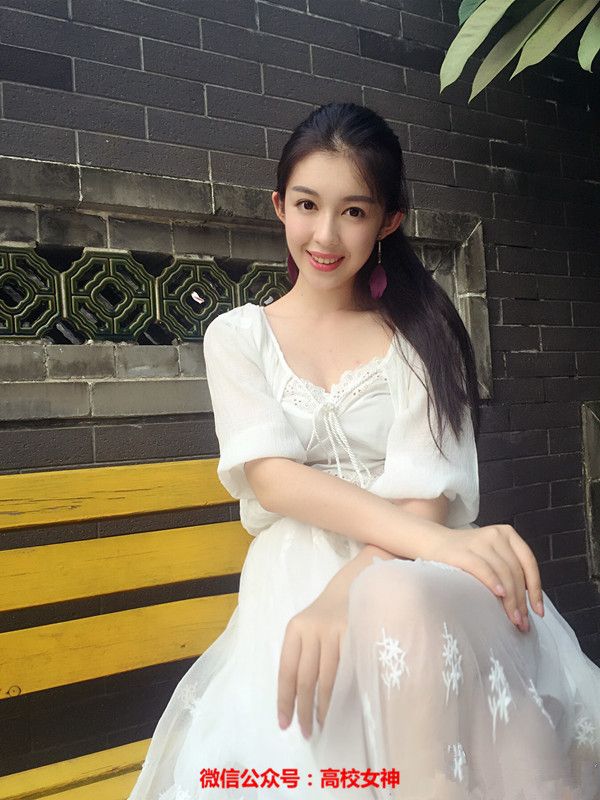 南京市十大女神，秀色可餐，章泽天能否当上市花？