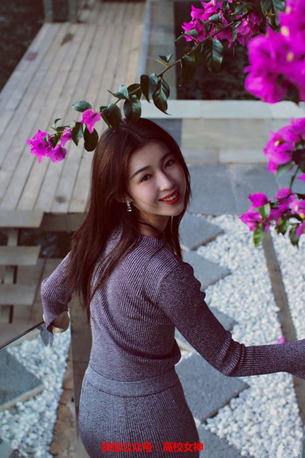 南京市十大女神，秀色可餐，章泽天能否当上市花？