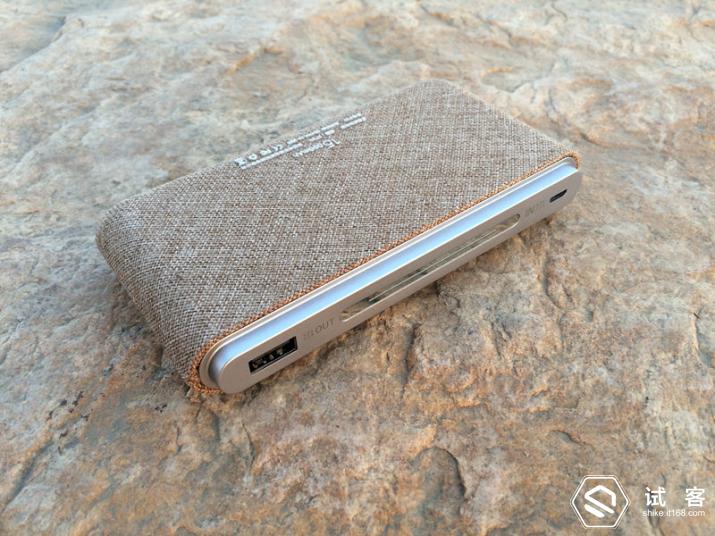 试用报告|外表淳朴、内心狂热——乐泡淳麻版移动电源体验！