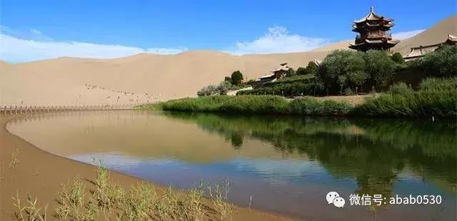 沙漠明珠月牙泉视频,沙漠月牙泉句子