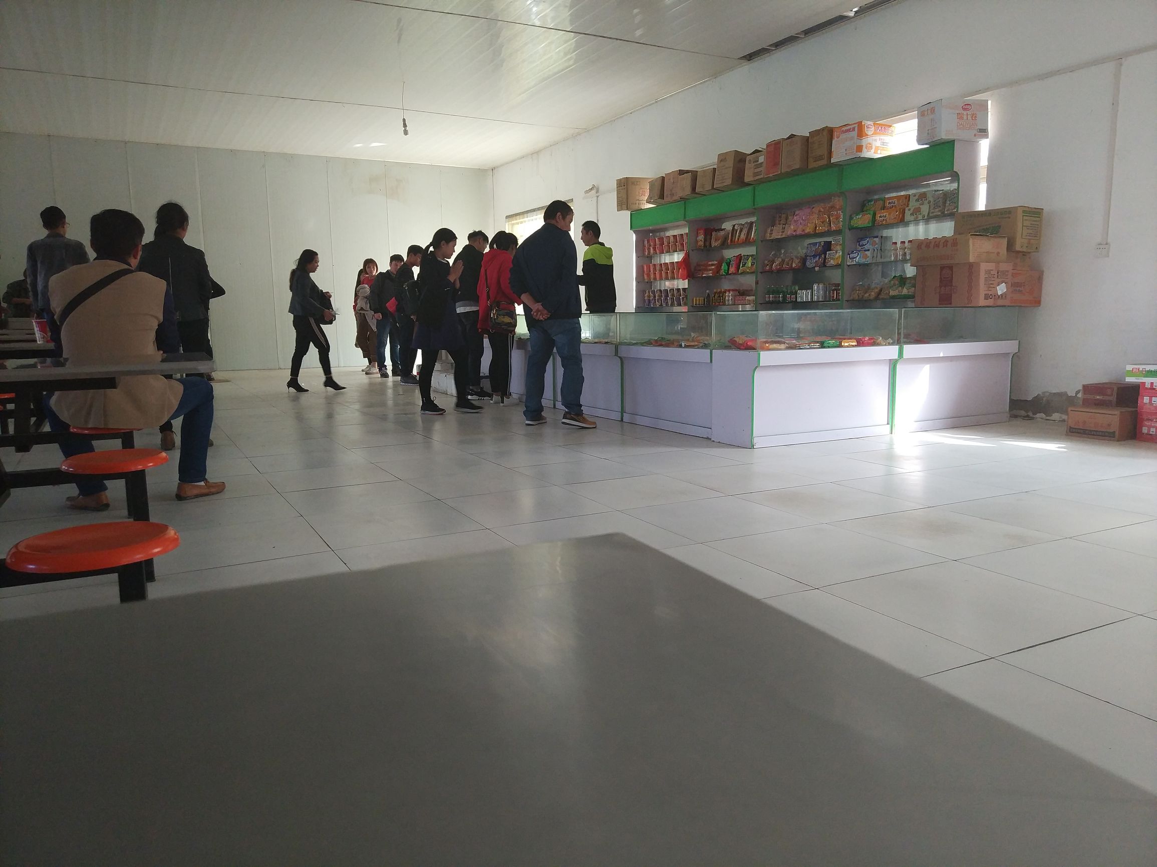 不一样的加油站服务,不一样的服务团队