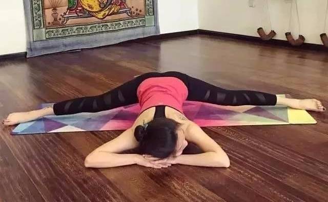 胯宽打不开如何解锁一字马,胯很软但是打不开一字马怎么办