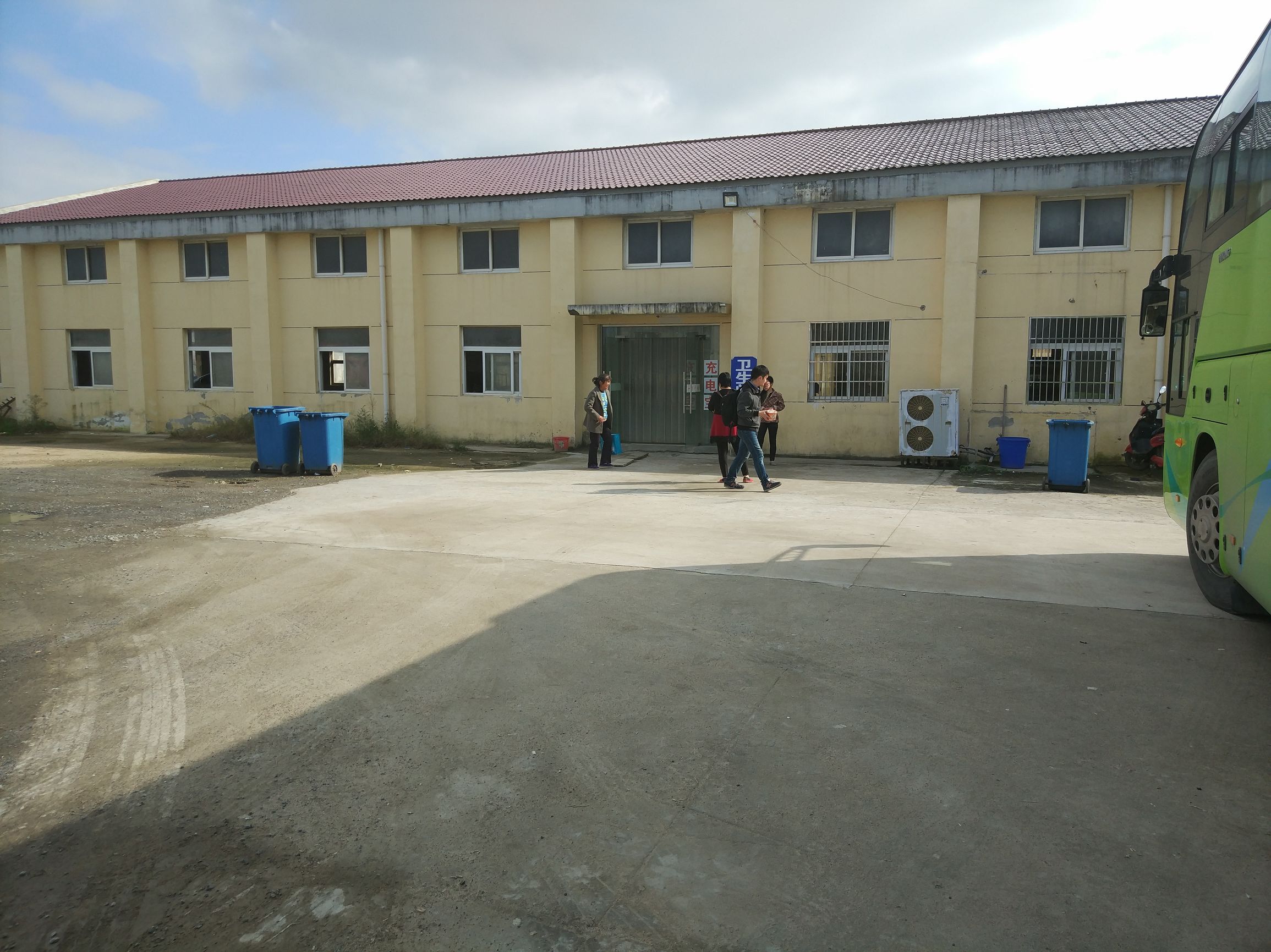 不一样的加油站服务,不一样的服务团队